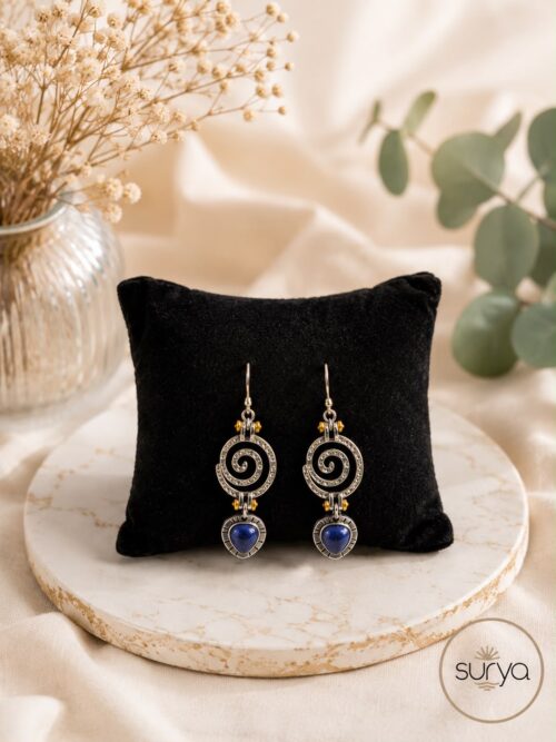 Pendiente en forma espiral redondo con piedra lapislazuli