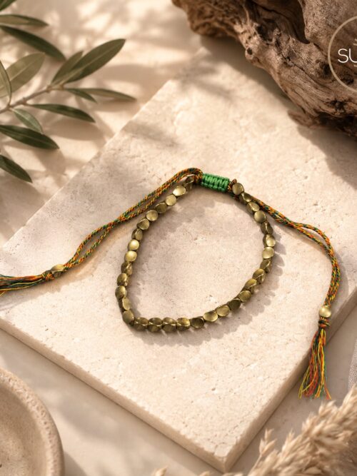 Pulsera tibetana de hilo y cobre
