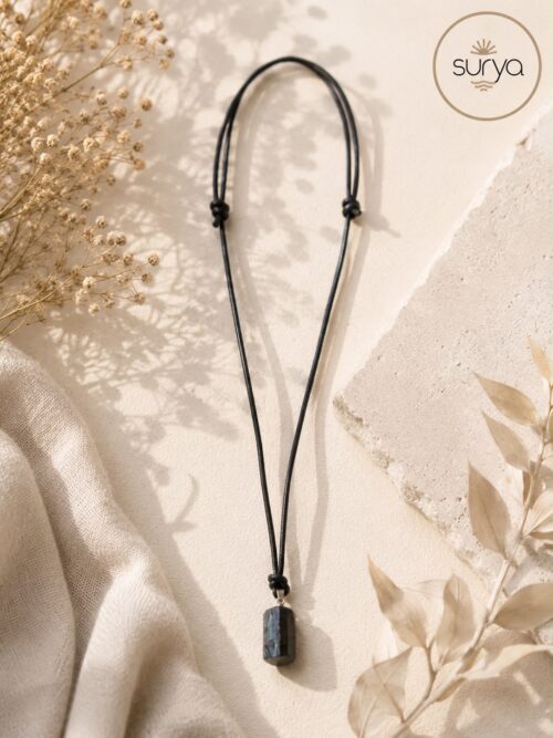 Collar de turmalina negra con cordon