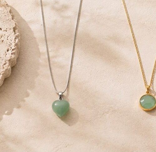 Collares con minerales